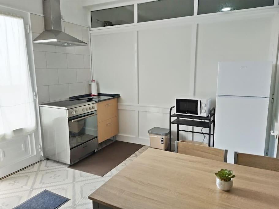 Rua De Baixo Apartments Calheta  المظهر الخارجي الصورة